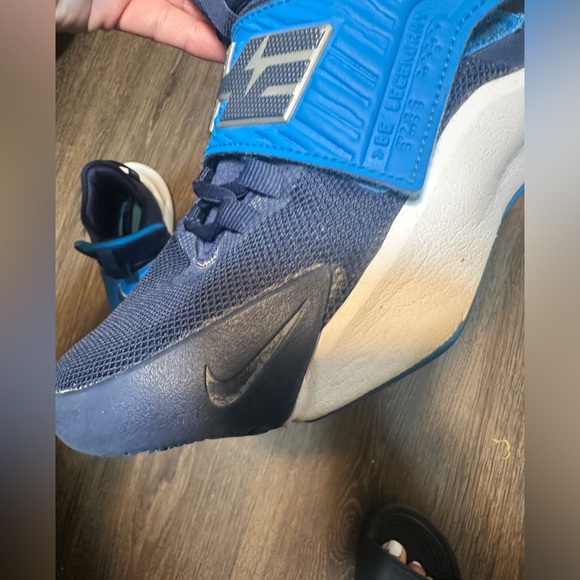 Nike Future Court 3 "Midnight Navy/Blue/Metallic Silver" Basketball Shoes size 6 - Picture 17 of 17